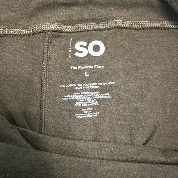 NWOT Olive Green Flare bottom cotton Yoga Pants Size L cross cross waist #1848 - Picture 5 of 5